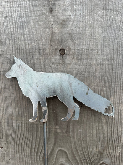 Standing Fox Garden Stake