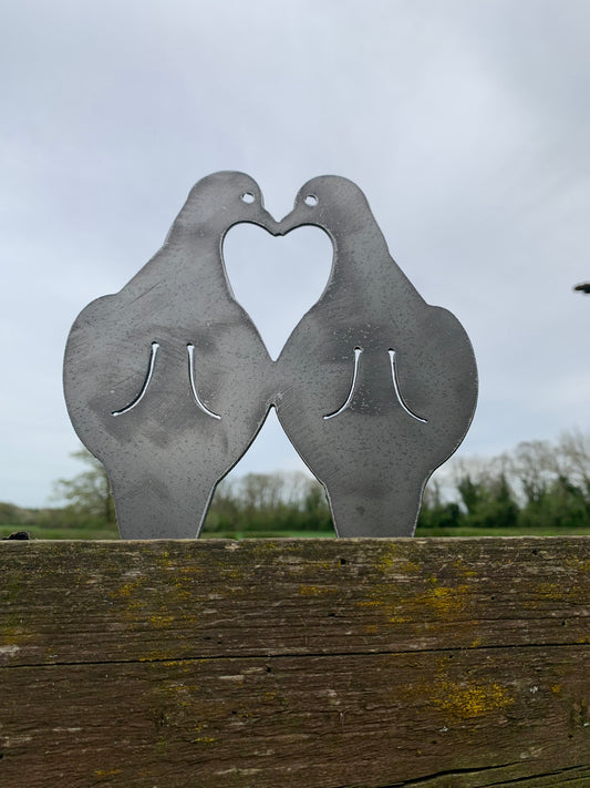 Lovebirds Fence Topper